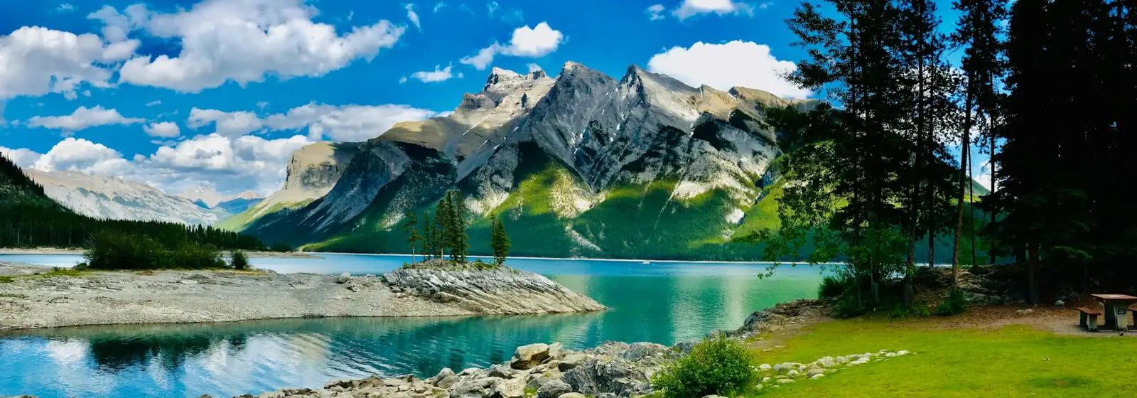 Lake Minnewanka with the peaks of Banff National Park behind